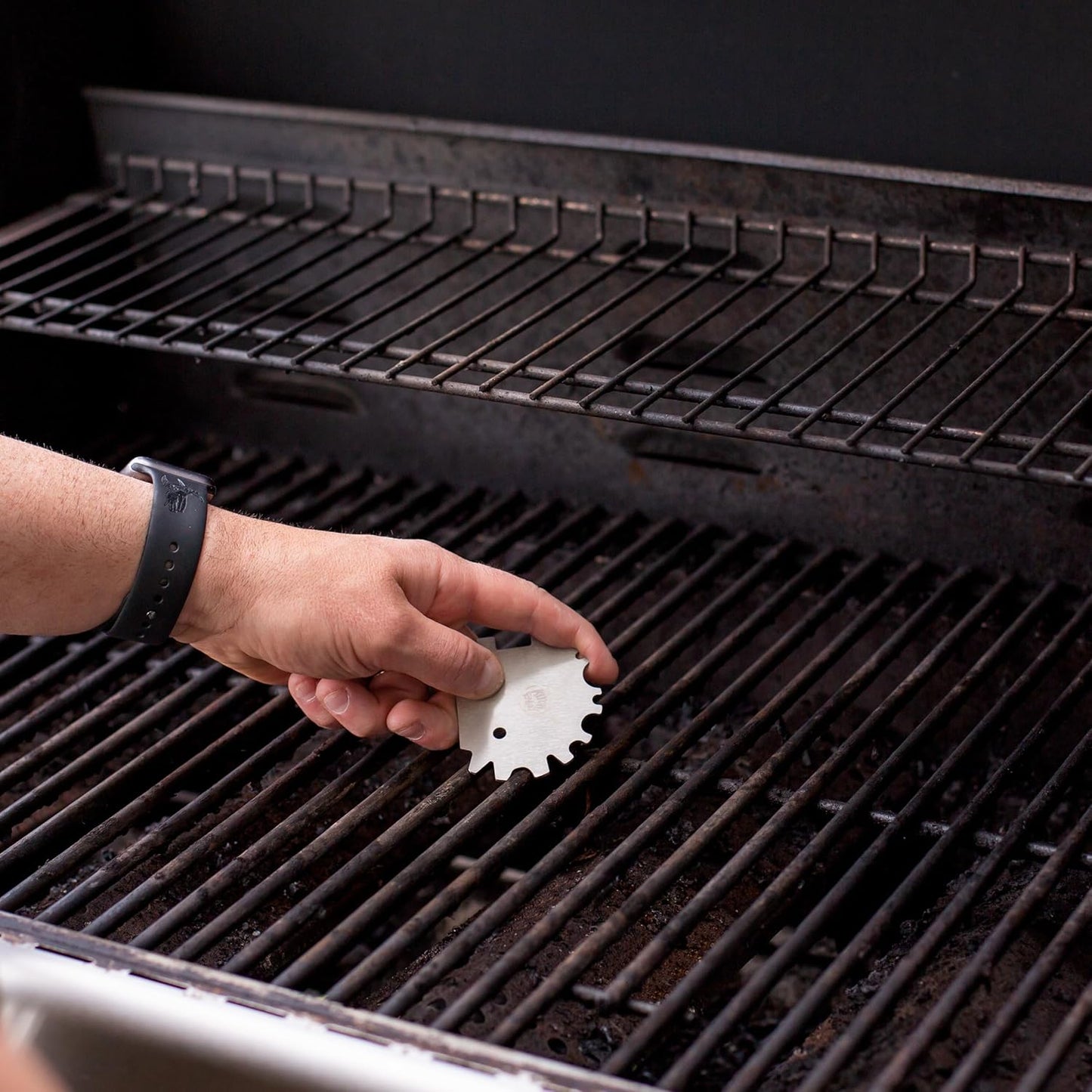 Grill Scraper Gadget